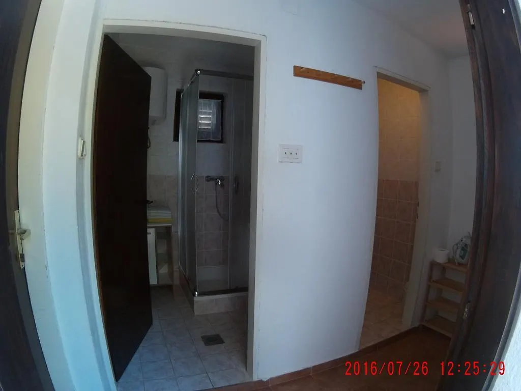 Apartman Luburic Pinezići Appartamento